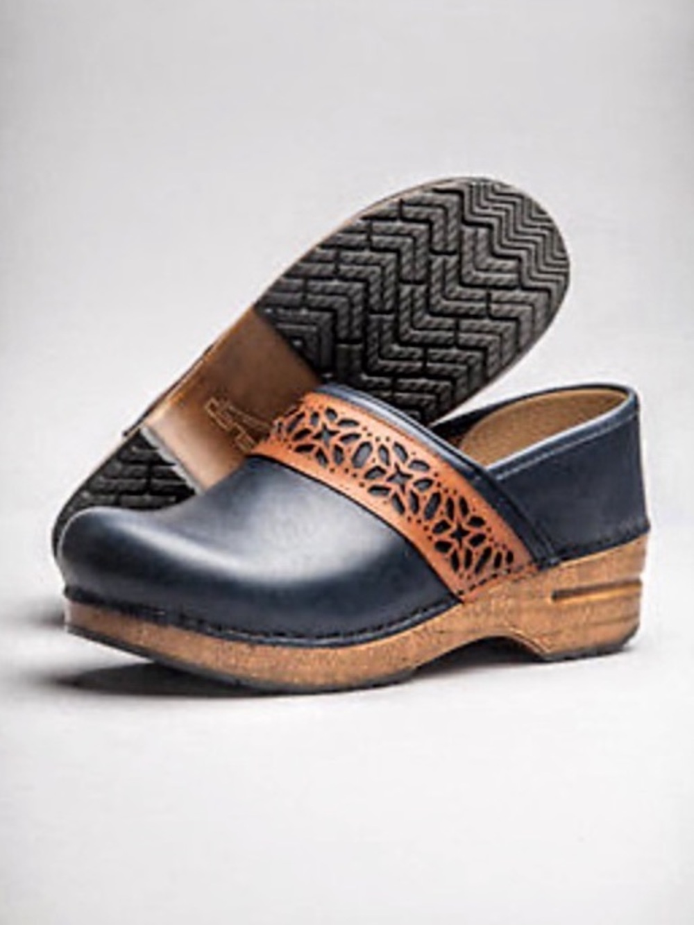DANSKO Pavan Navy Full Grain Leather Professional Slip-On Clog--EUC--11 - Picture 14 of 15